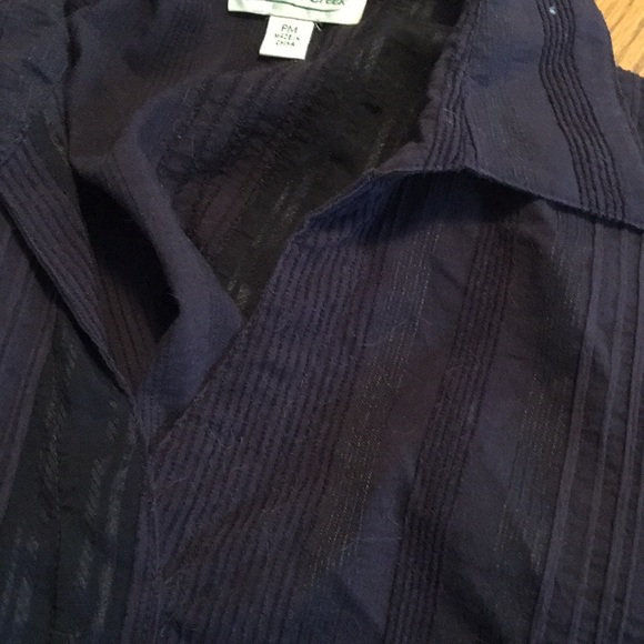 Button-Up Blouse - Picture 4 of 4